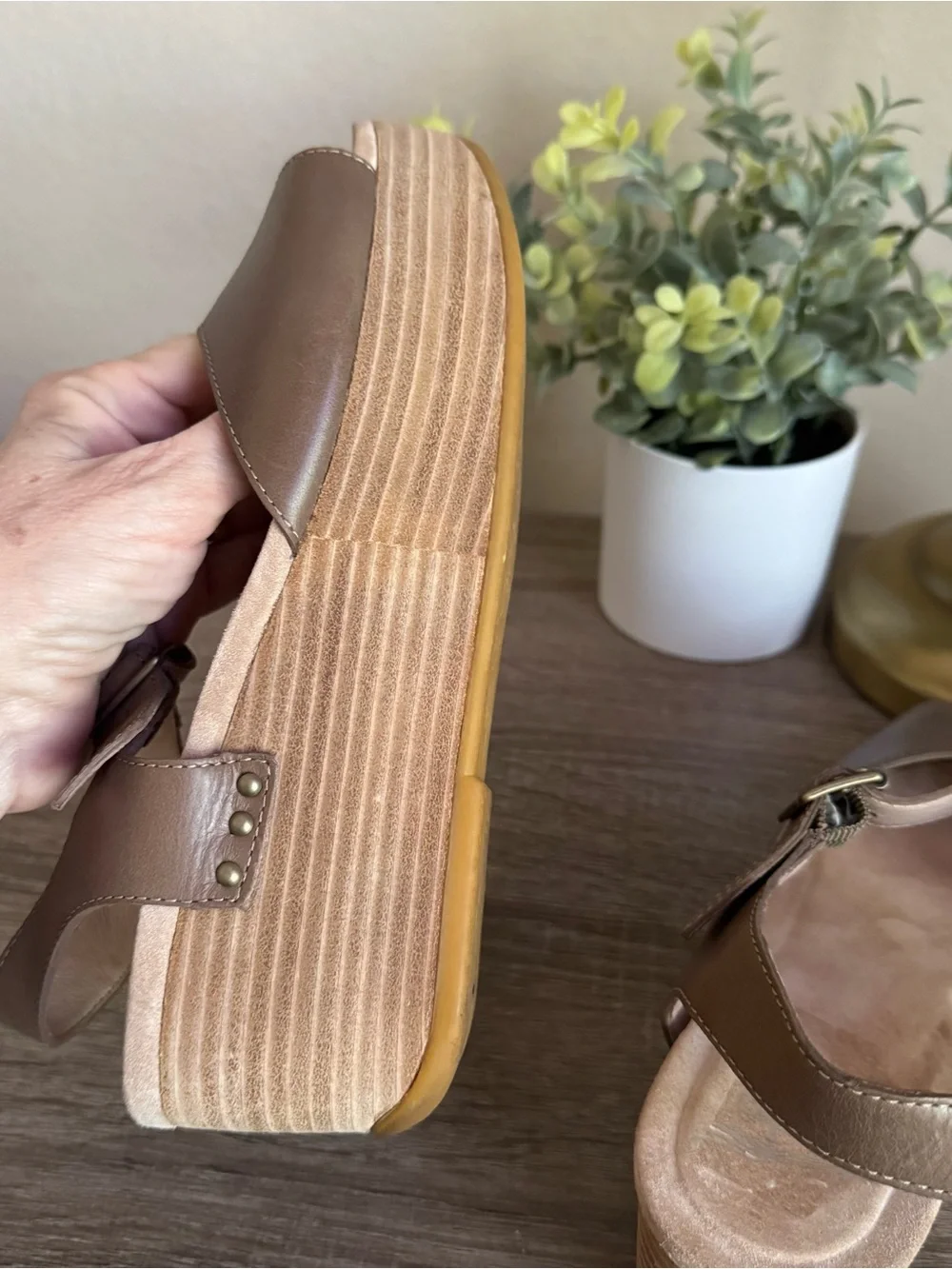 DANSKO | Ta Brown Taupe Leather Platform Sandals with Buckle Size 38 / 7.5